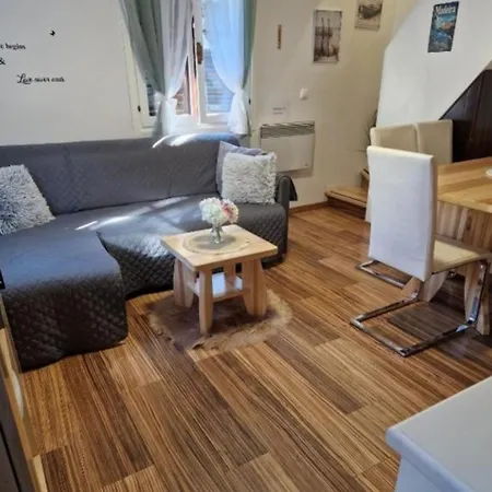 Madeira House - Terme Catez Apartment Catez ob Savi