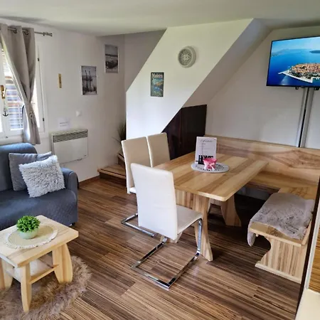 Madeira House - Terme Catez Catez ob Savi