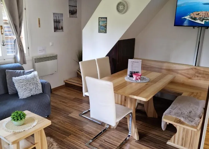 Madeira House - Terme Catez Catez ob Savi